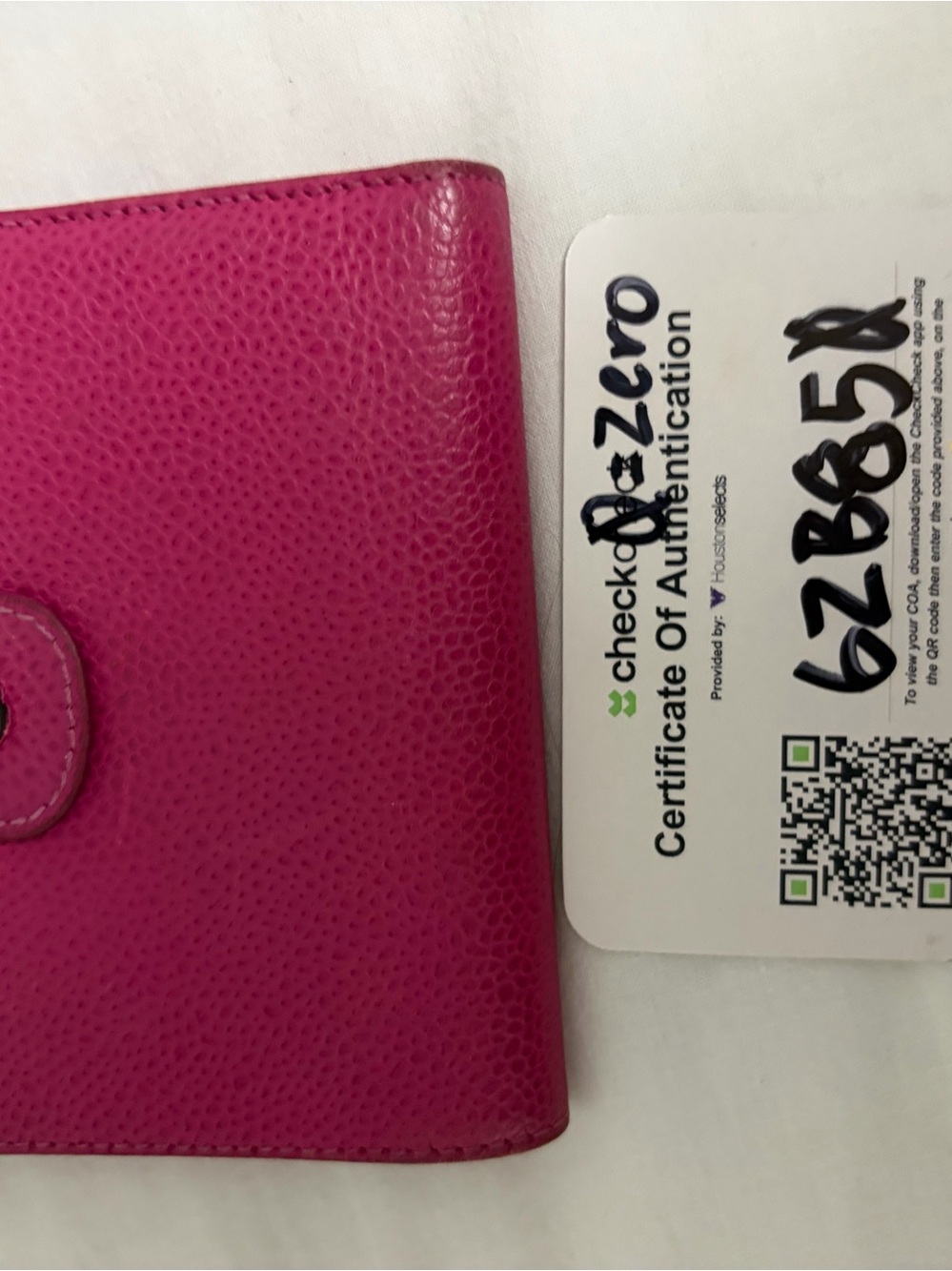 Authentic Chanel Raspberry Pink Caviar Compact Wallet + EntrupyAuthorization - Picture 6 of 12